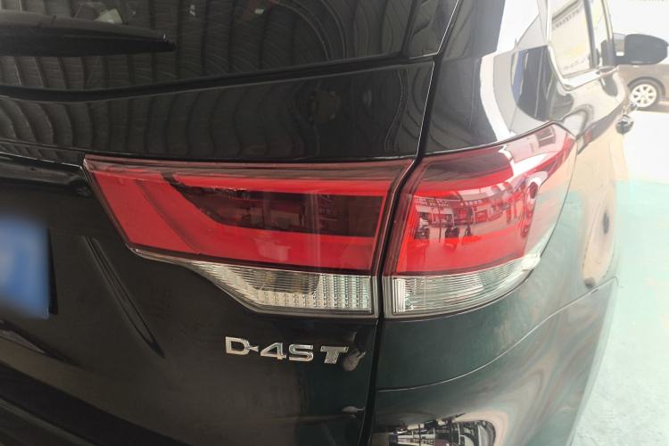 Used Toyota Highlander 2018 2.0T Four-Wheel Drive Luxury Version 7 Seats China VI Standard