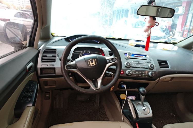 Used Honda Civic 2009 1.8L automatic comfort version
