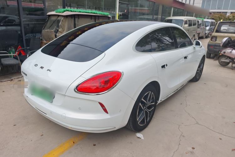 Used ORA Lightning Cat 2022 555 km Luxury Edition Rear Right 45 Deg