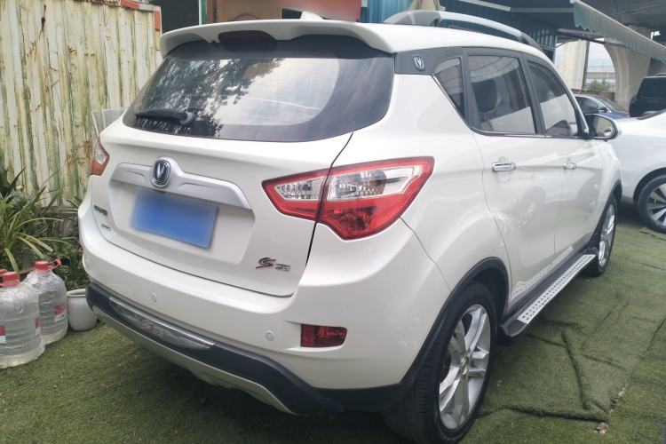 Used CHANGAN CS35 2015 1.6L Automatic Luxury Model China IV Standard
