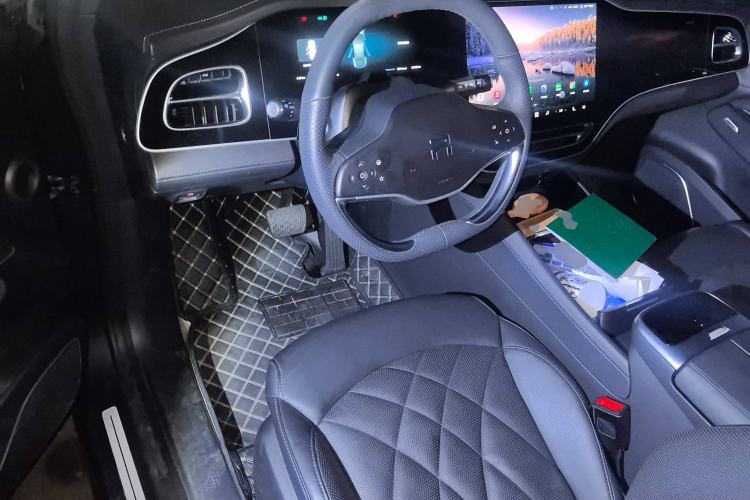 Used Rising R7 2022 Long-Range Advanced Edition
