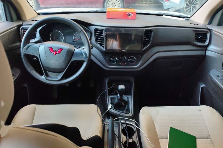 Used Wuling Hongguang V 2021 1.5L Jingqu Version LAR