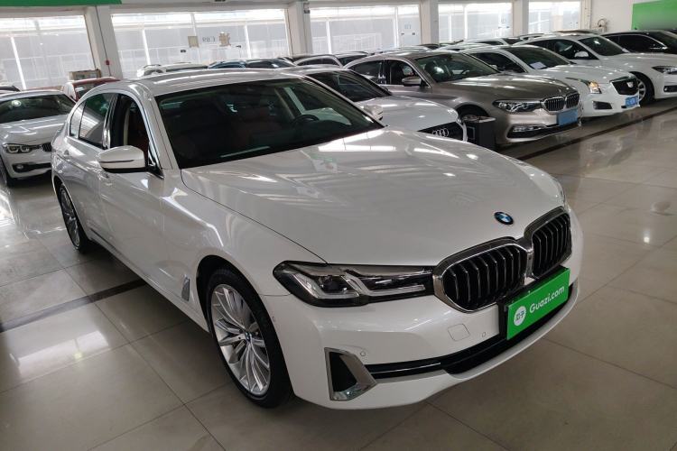 Used BMW 5 Series 2022 Second Facelift 530Li Luxury Edition Premium Package
