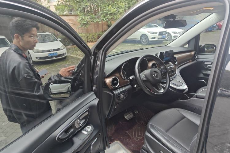 Used Mercedes-Benz V-Class 2020 V 260 L Long-wheelbase Luxury Edition

