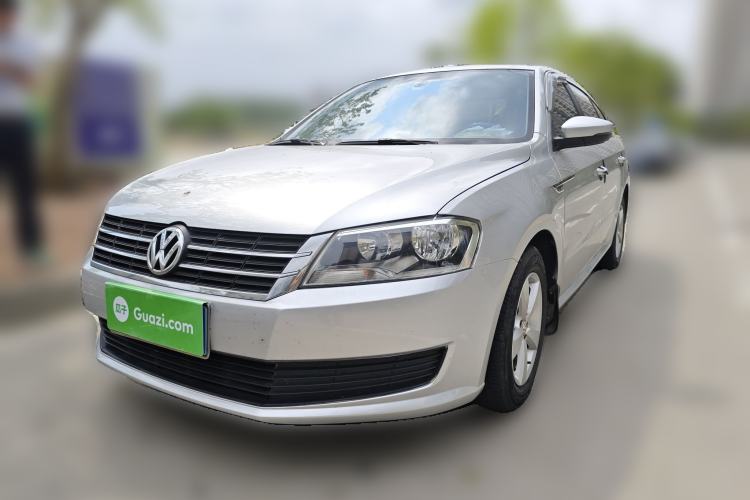 Used Volkswagen Lavida 2015 1.6L Automatic Fashion Edition