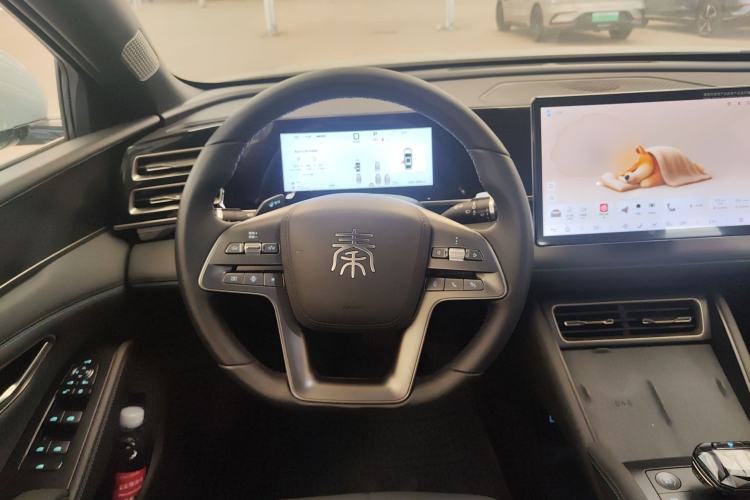 Used BYD Qin L 2025 DM-i Smart Drive 120KM Superior Model Steering Wheel