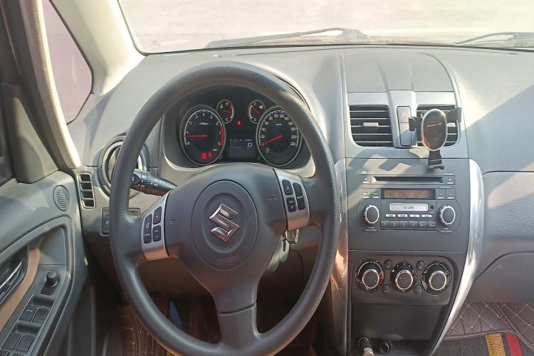 Used Suzuki SX4 2016 1.6L Automatic Classic Edition
