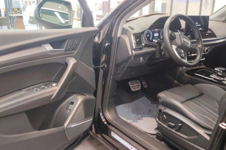 Used Audi Q5L 2022 Updated 45T Luxury Dynamic Version
