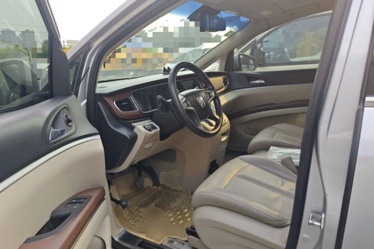 Used Buick GL8 2018 28T Luxury Model China VI Standard