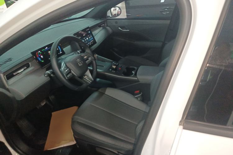 Used BYD Qin PLUS 2025 DM-i Smart Drive 55KM Leading Model