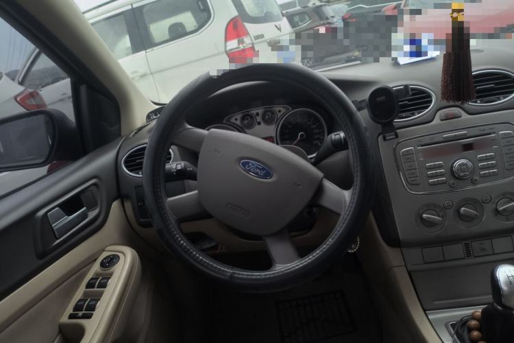 Used Ford Focus 2012 Sedan Classic 1.8L Manual Base Model