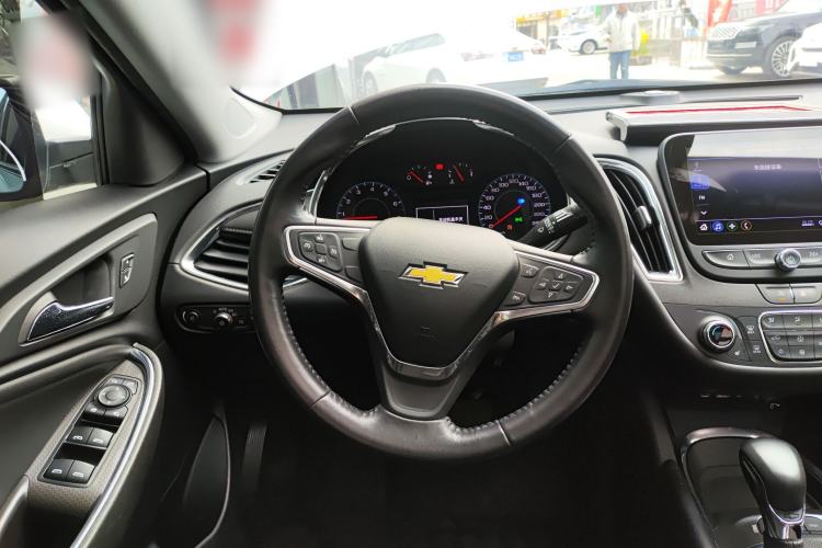 Used Chevrolet Malibu XL 2022 535T Automatic Sport Edition Steering Wheel