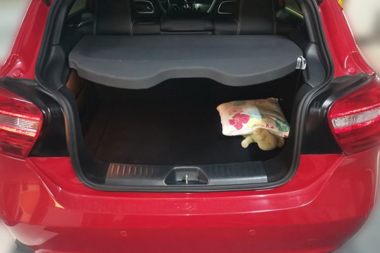 Used Mercedes-Benz A-Class (Import) 2015 A 180 Standard Model
