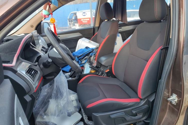 Used BAIC Weiwang M50F 2017 1.5L Standard Model
