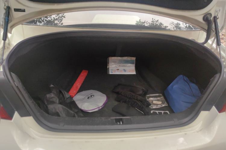 Used Infiniti Q70 2013 Q70L 2.5L Comfort Edition Trunk