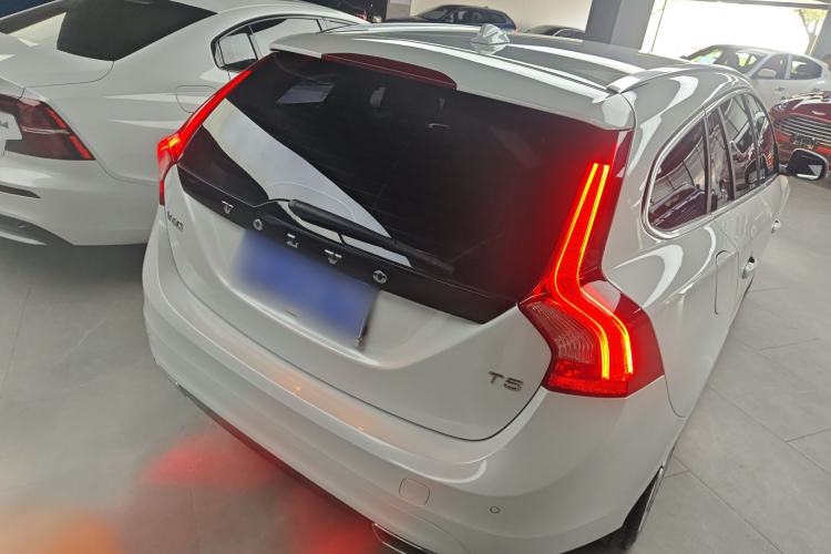 Used Volvo V60 2017 T5 Zhiya Edition China V Standard
