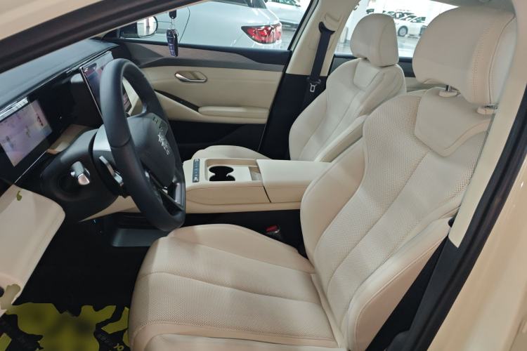 Used BYD Qin L 2025 EV 545KM Beyond Version
