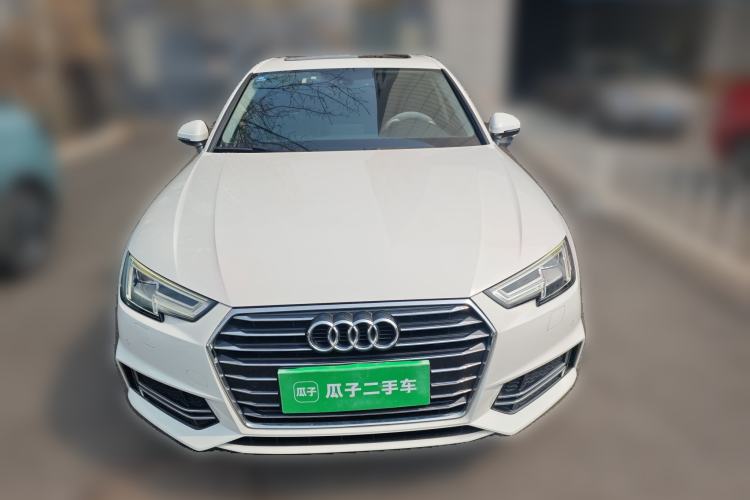 Used Audi A4L 2019 40 TFSI Ambition China VI