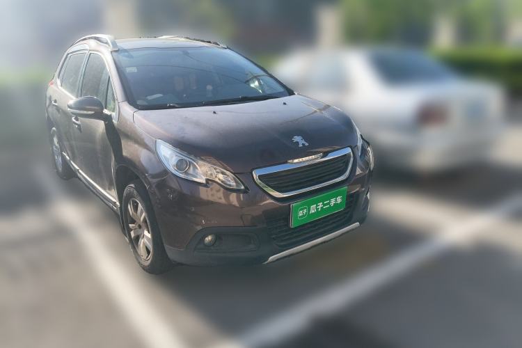 Used Peugeot 2008 2014 1.6L Manual Trend Edition Front Right 45 Deg