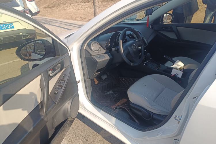 Used Mazda 3 2015 Sedan 1.6L Automatic Comfort Model