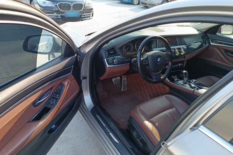 Used BMW 5 Series 2017 520Li Elegant Edition
