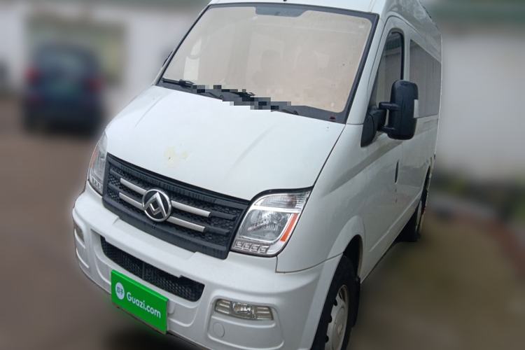 Used SAIC MAXUS Xintu V80 2023 2.0T Manual Classic Aoyuntong Long Wheelbase Mid-Height 6/7/8/9-Seater
