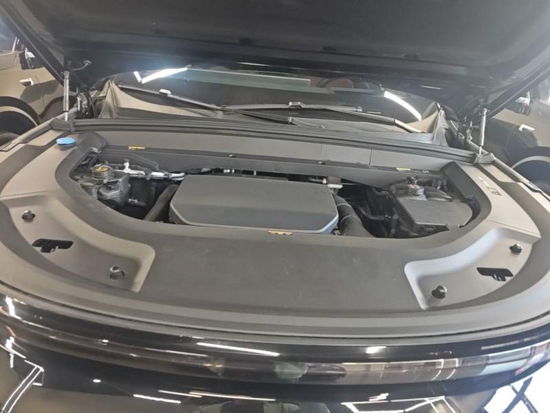 Used Li Auto L8 2023 Pro Model — 19