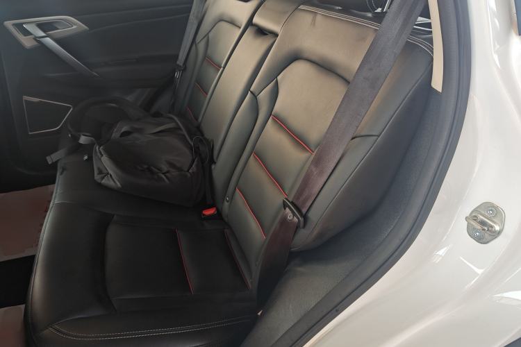 Used Geely Auto Emgrand X7 Sport 2018 1.8TD Automatic Two-Wheel Drive Smart Connect 4G Internet Edition