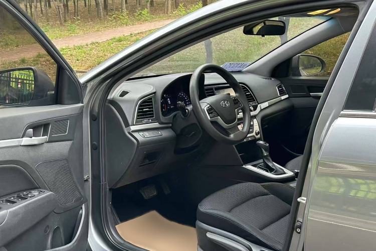 Used Hyundai Elantra (6th Generation / Lingdong) 2016 1.6L Automatic ZhiXuan – Elite Version
