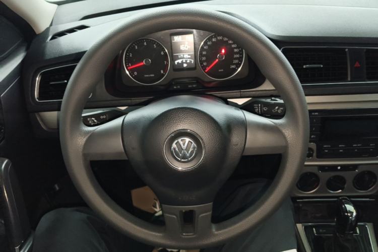 Used Volkswagen Lavida 2013 Restyled Classic 1.6L Automatic Comfort Edition Steering Wheel