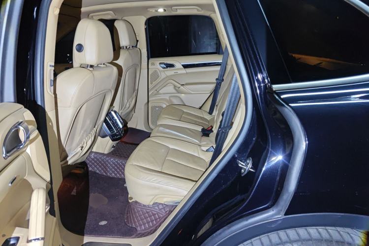 Used Porsche Cayenne 2014 Cayenne Platinum Edition 3.0T