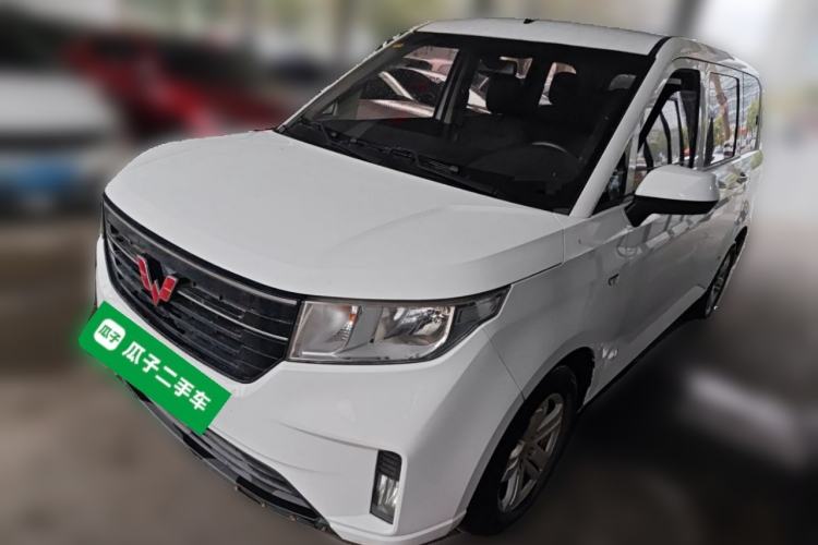 Used Wuling Hongguang PLUS 2019 1.5T Manual Comfort Version 7 Seats