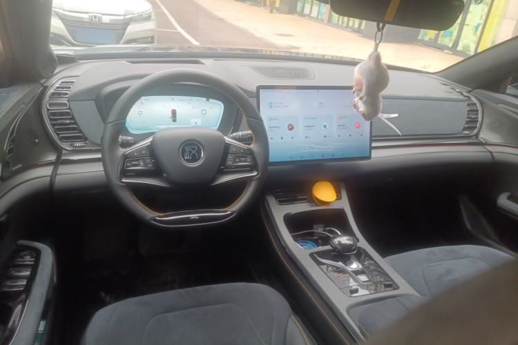 Used BYD Han 2023 DM-p War God Edition
