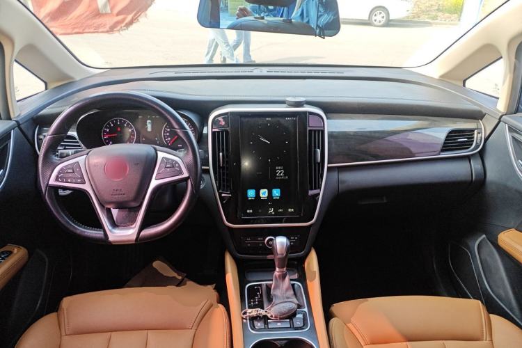 Used BYD Song MAX 2018 1.5T Automatic Smart Connect Luxury 6-Seater
