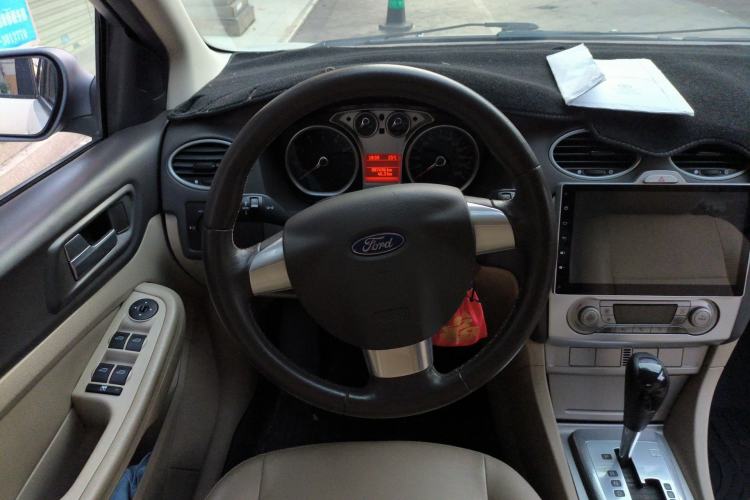 Used Ford Focus 2013 Hatchback Classic 1.8L Automatic Fashion Edition