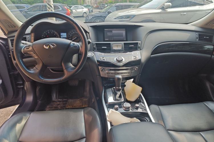 Used Infiniti Q70 2015 Q70L 2.5L Elite Edition Center Console