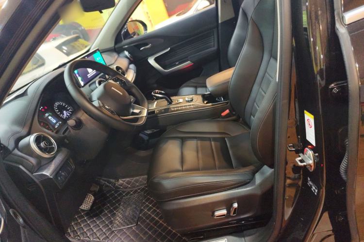 Used Wey VV5 2020 1.5T Two-Wheel Drive Color Pioneer
