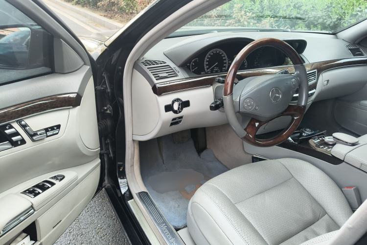 Used Mercedes-Benz S-Class 2010 S 300 L Luxury Model Driver Seat