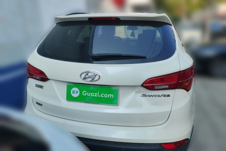 Used Hyundai Santa Fe 2015 2.0T Automatic Two-Wheel Drive Smart Version 5 Seats
