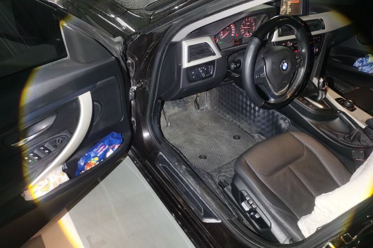 Used BMW 3 Series GT 2016 320i Fashion Model