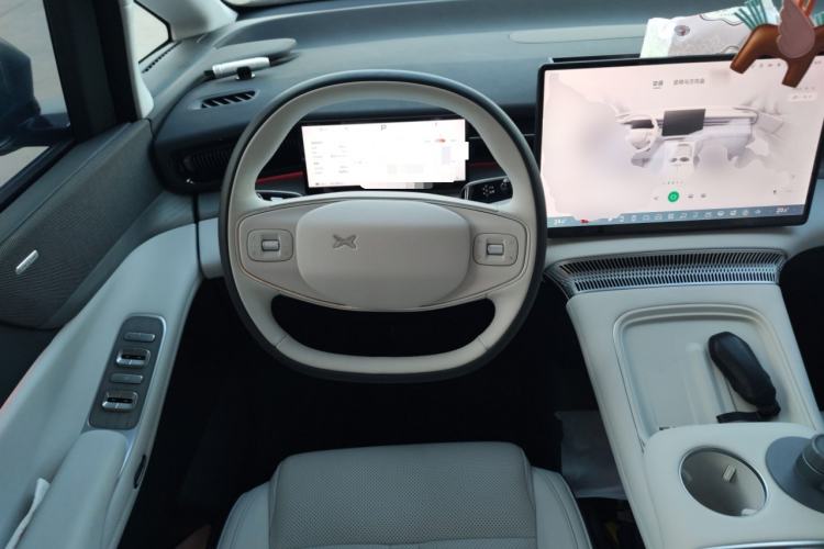Used XPeng X9 2025 Starship Edition Steering Wheel
