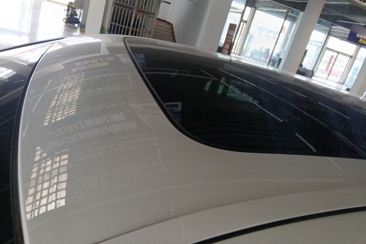 Used BMW 5 Series 2014 528Li Leading Model