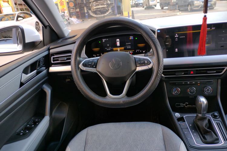 Used Volkswagen Lavida 2023 300TSI DSG Full-Comfort Edition
