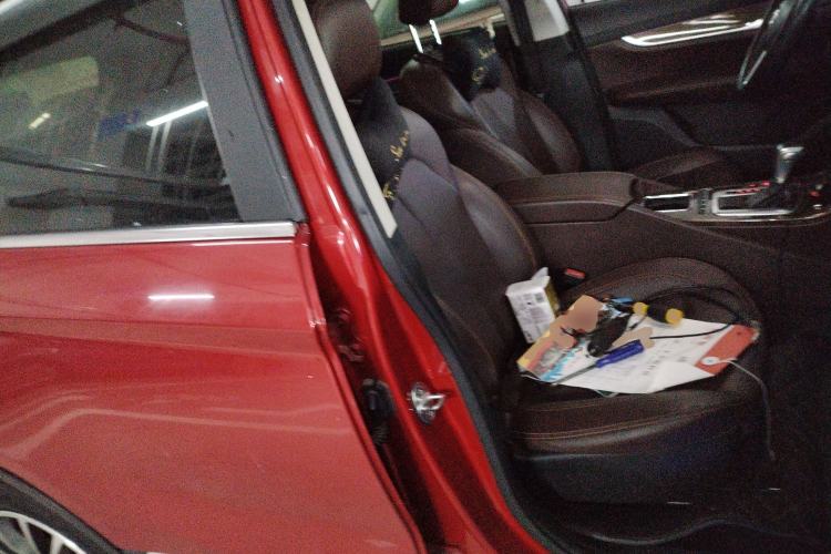 Used Hanteng X5 2018 1.5T CVT Luxury Edition Right Front Seat