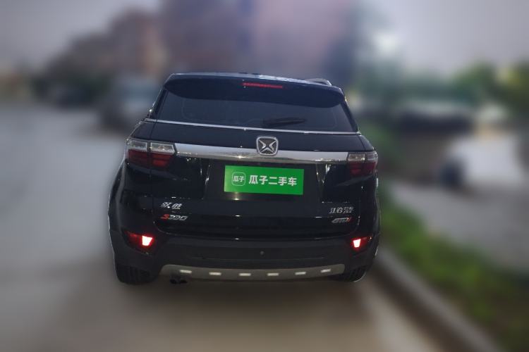 Used JMC Yusheng S330 2016 1.5L GTDi Automatic Two-Wheel Drive Flagship Edition Rear