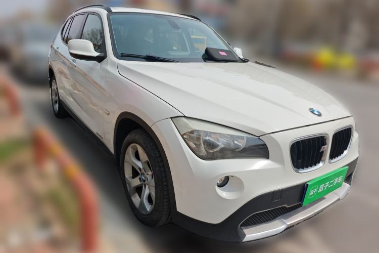 Used BMW X1 2012 sDrive18i Fashion Model Front Right 45 Deg