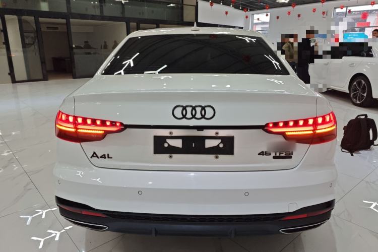 Used Audi A4L 2022 40 TFSI Luxury Dynamic Model