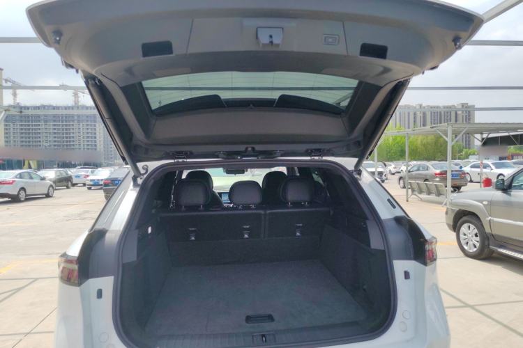 Used Chery Tiggo 9 2025 2.0T Dual-Clutch Two-Wheel Drive Luxury Edition 5 Seats Trunk