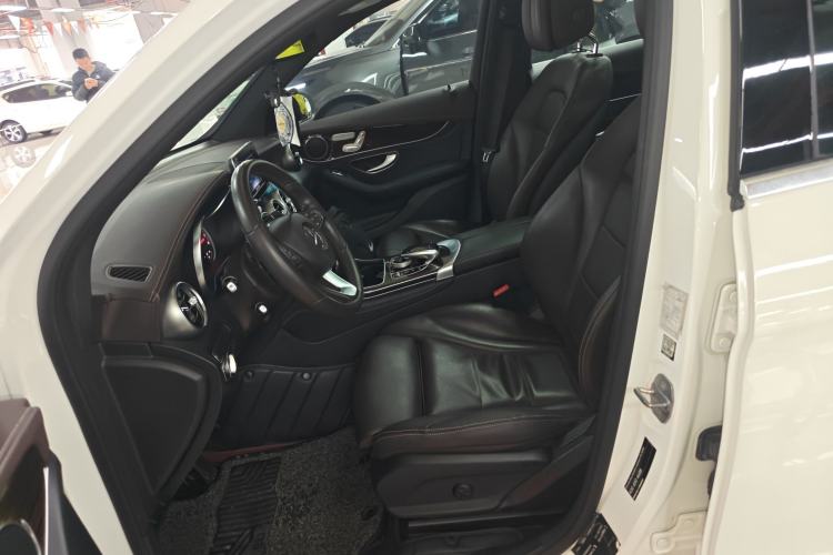 Used Mercedes-Benz GLC 2018 GLC 260 4MATIC Dynamic Edition
