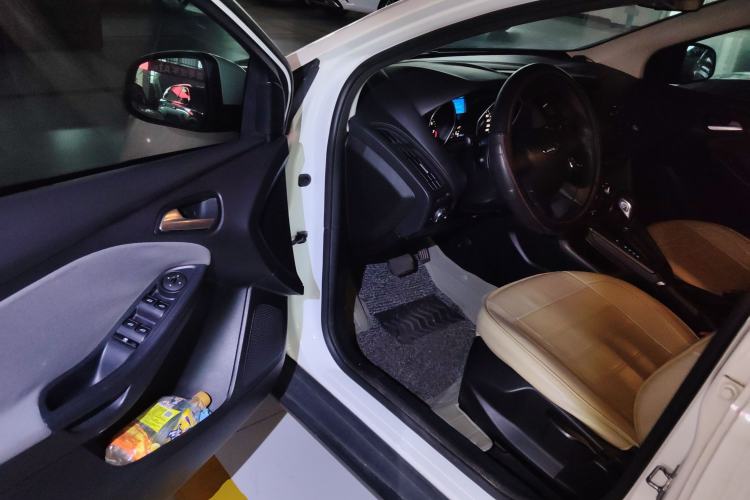 Used Ford Focus 2012 Hatchback 1.6L Automatic Comfort Model